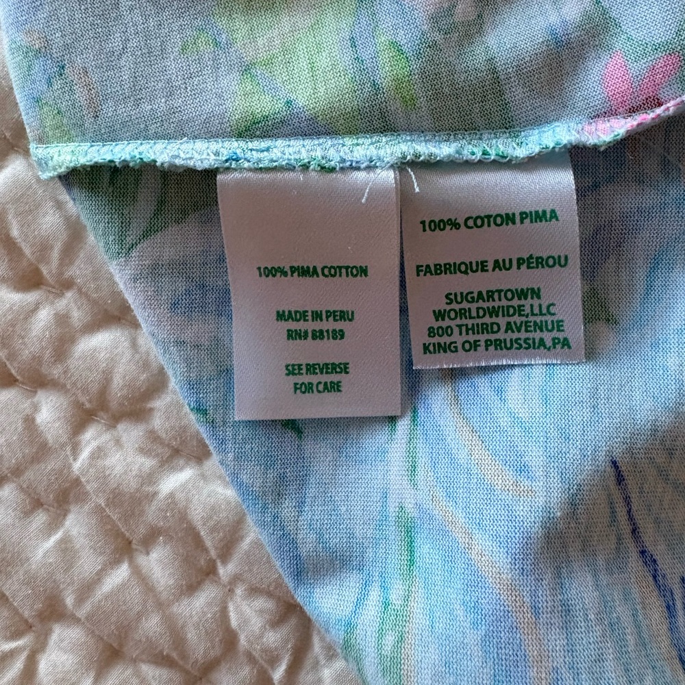 Lilly Pulitzer vneck short sleeve dress - Picture 6 of 6